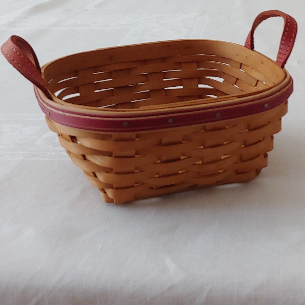 Longaberger Holiday Tree Trimming Basket - Picture 12 of 12